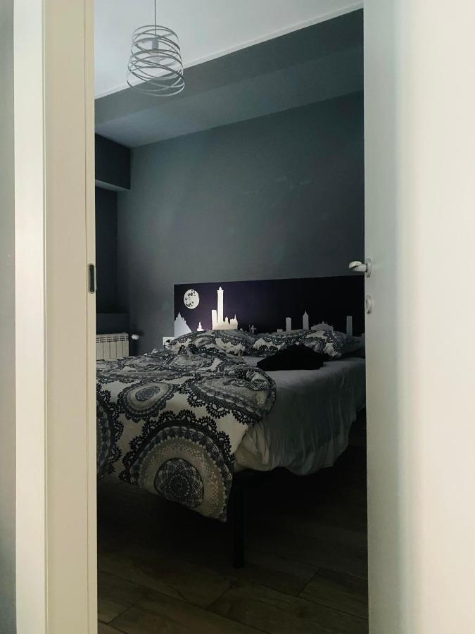 Appartamento In Centro Storico - Via Mascarella - Universita Bolonya Dış mekan fotoğraf